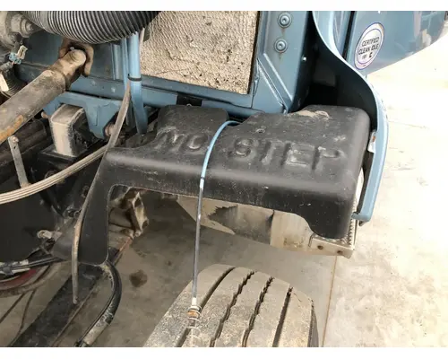 Fender Peterbilt 387 Vander Haags Inc Cb