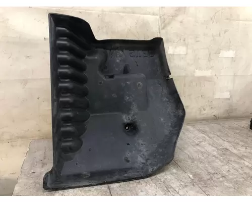 Peterbilt 387 Fender