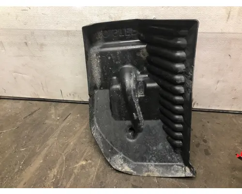 Peterbilt 387 Fender