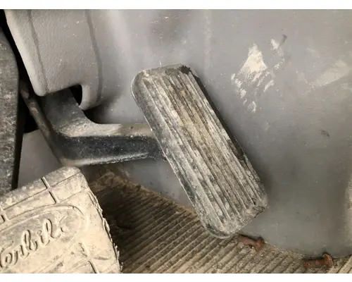 Peterbilt 387 Foot Control Pedal (all floor pedals)