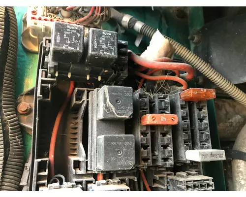 Peterbilt 387 Fuse Box