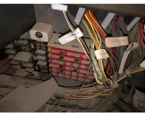 Peterbilt 387 Fuse Box