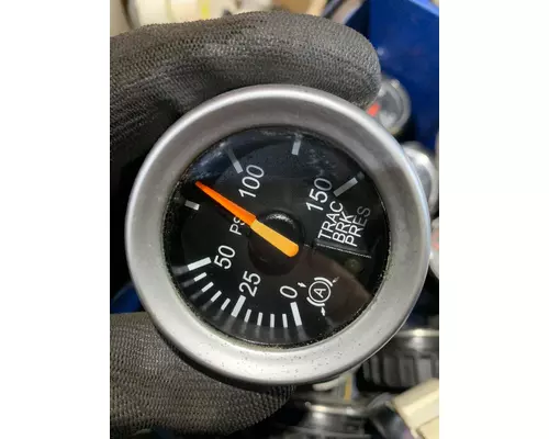 Gauges (all) PETERBILT 387 WG Truck Centre