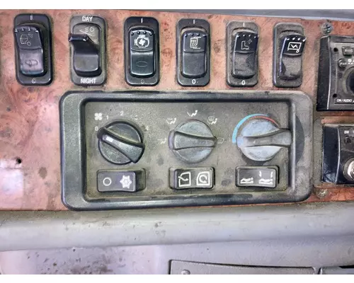 Peterbilt 387 Heater & AC Temperature Control