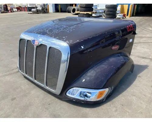Peterbilt 387 Hood