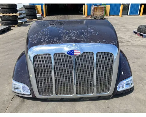 Peterbilt 387 Hood