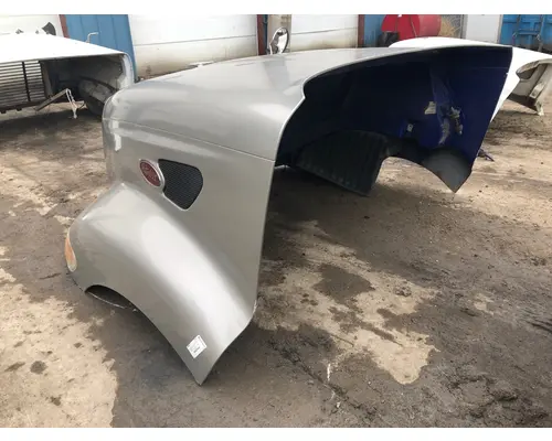 Peterbilt 387 Hood