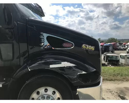 Peterbilt 387 Hood