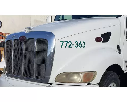 Hood PETERBILT 387 High Mountain Horsepower