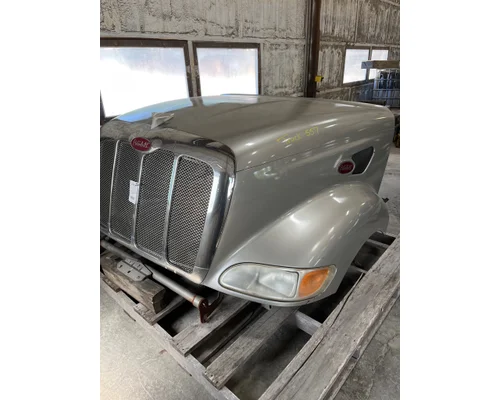 Peterbilt 387 Hood