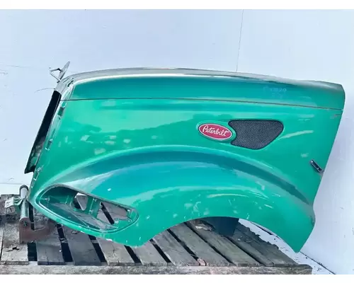Peterbilt 387 Hood