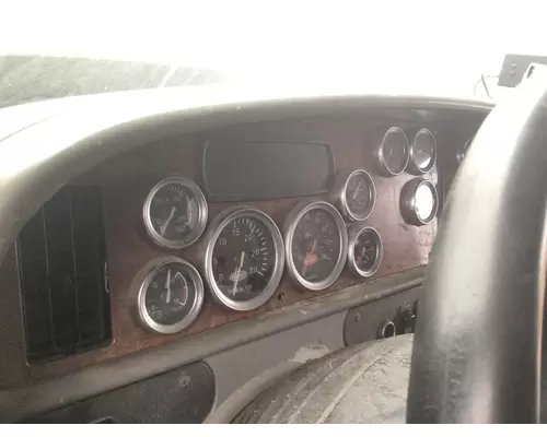 Peterbilt 387 Instrument Cluster