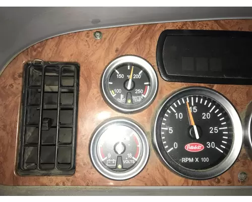 Peterbilt 387 Instrument Cluster