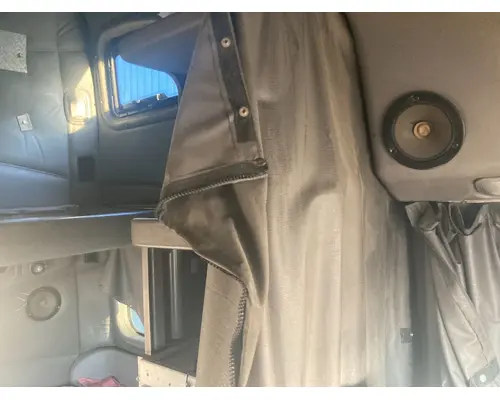 Peterbilt 387 Interior Curtains