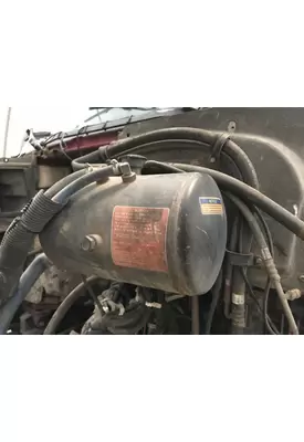 Peterbilt 387 Radiator Overflow Bottle / Surge Tank