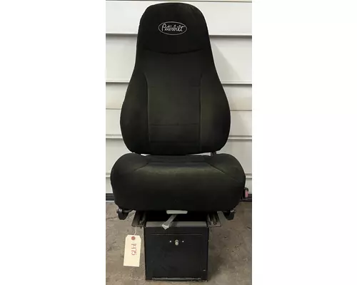 Seat, Front PETERBILT 387 High Mountain Horsepower