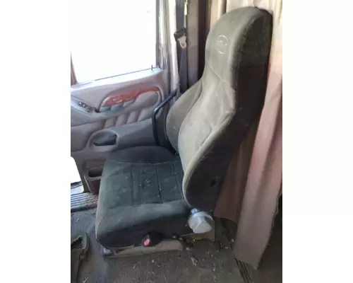 Seat, Front PETERBILT 387 LKQ Western Truck Parts