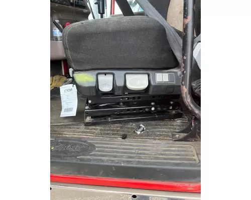 Peterbilt 387 Seat, Front