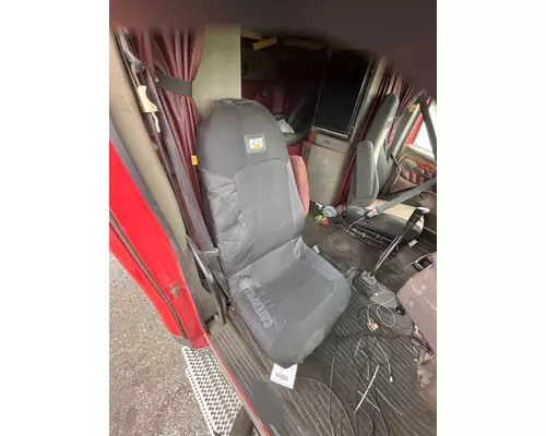 Peterbilt 387 Seat, Front