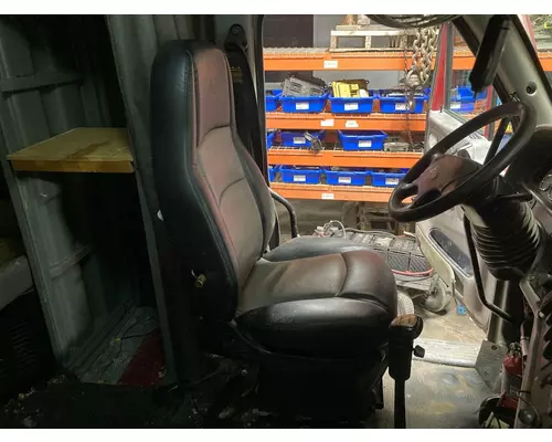 Peterbilt 387 Seat (Air Ride Seat)