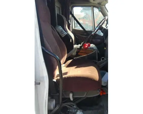 Seat, Front PETERBILT 387 LKQ Western Truck Parts