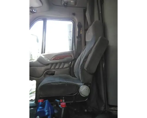 Seat, Front PETERBILT 387 LKQ Evans Heavy Truck Parts