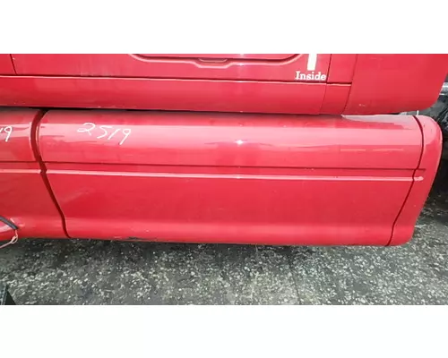 Side Fairing PETERBILT 387 Sam's Riverside Truck Parts Inc