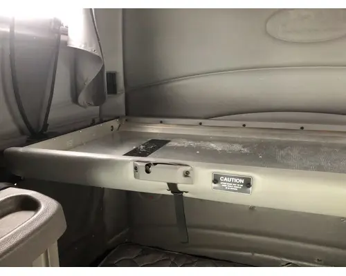 Peterbilt 387 Sleeper Bunk