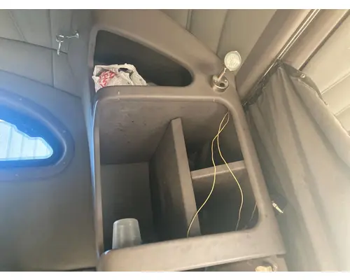 Peterbilt 387 Sleeper Cabinets