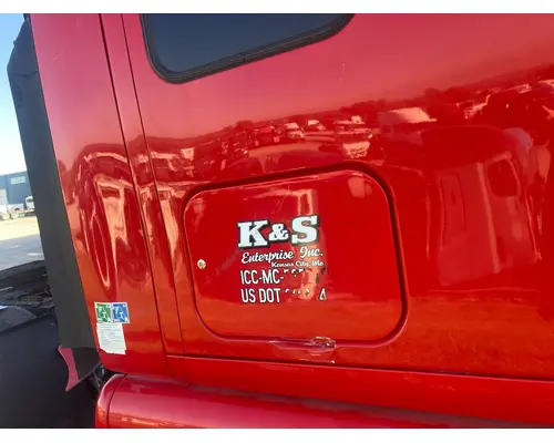 Peterbilt 387 Sleeper Door