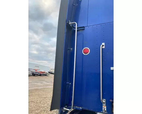 Peterbilt 387 Sleeper Fairing