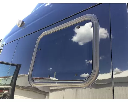 Peterbilt 387 Sleeper Window