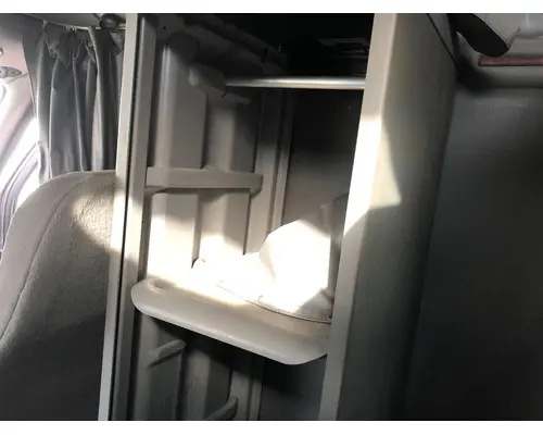 Peterbilt 387 Sleeper