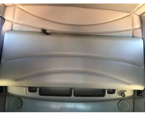 Peterbilt 387 Sleeper