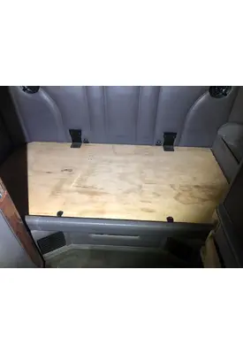 Peterbilt 387 Sleeper