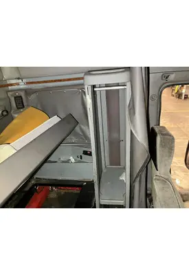 Peterbilt 387 Sleeper