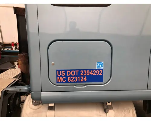 Peterbilt 387 Sleeper