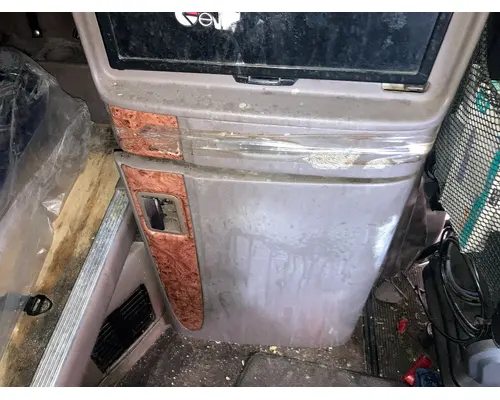 Peterbilt 387 Sleeper