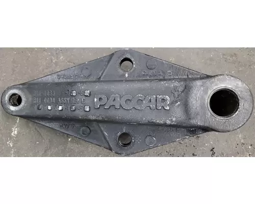Spring Hanger PETERBILT 387 High Mountain Horsepower