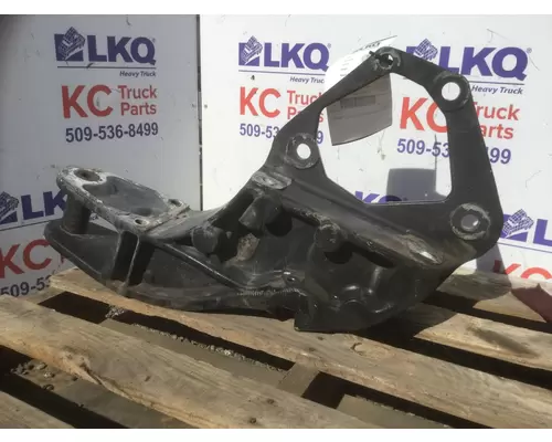 Spring Hanger PETERBILT 387 LKQ KC Truck Parts - Inland Empire