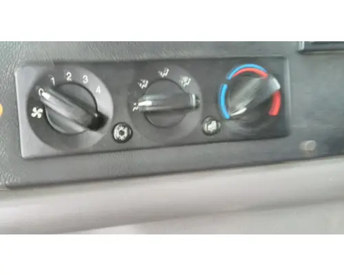 Temperature Control PETERBILT 387 LKQ Heavy Truck - Goodys