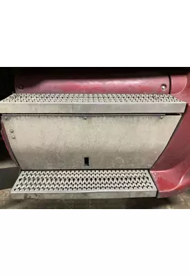 Peterbilt 387 Tool Box