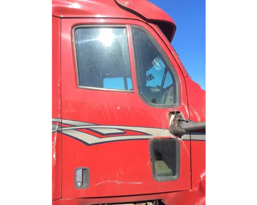 Peterbilt 387 Windshield Glass