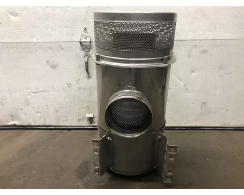 Peterbilt 388 Air Cleaner