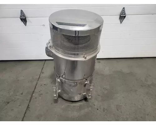 Peterbilt 388 Air Cleaner