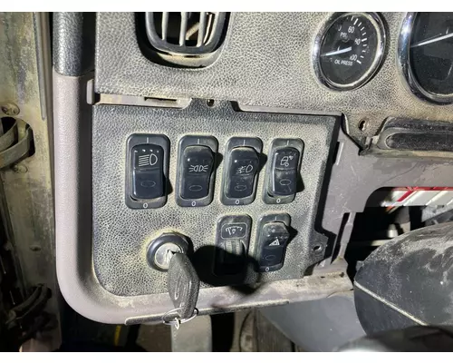 Peterbilt 388 Dash Assembly