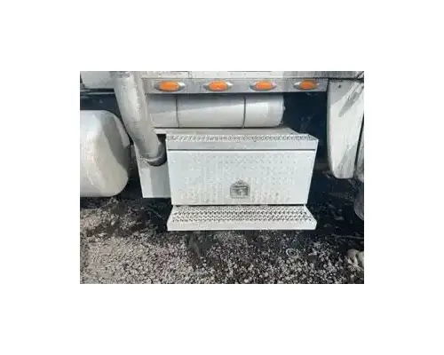 DPF (Diesel Particulate Filter) Peterbilt 388 Holst Truck Parts