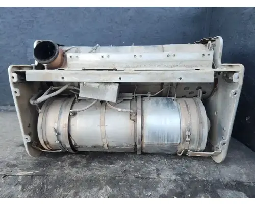 DPF (Diesel Particulate Filter) Peterbilt 388 Complete Recycling Group LLC