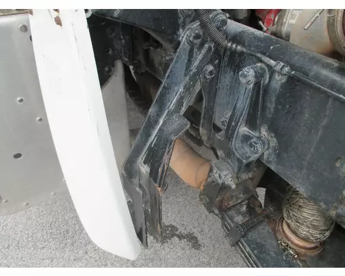 Fender Extension PETERBILT 388 Dutchers Inc   Heavy Truck Div  Ny