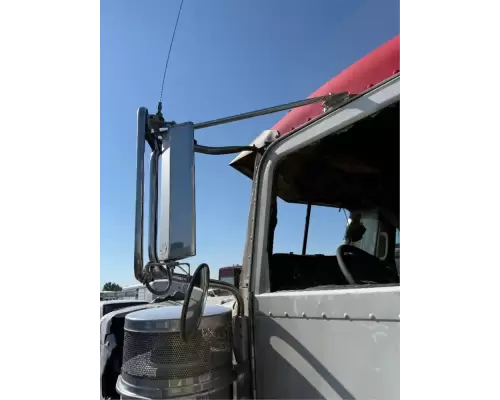 Peterbilt 388 Mirror (Side View)